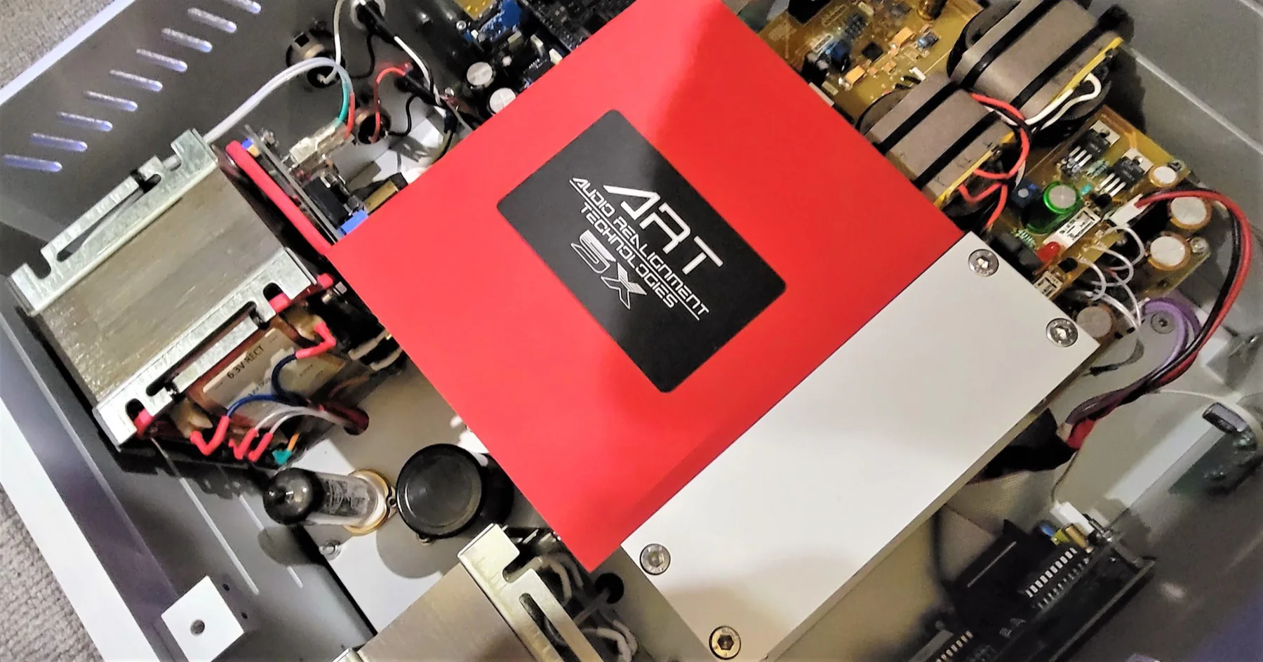 ART 5X electromagnetic treatment installed inside a high-end tube audio component